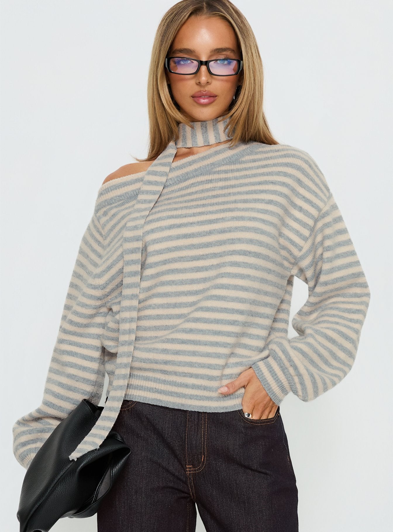 フィフィアンドロメオ　ボーンニットSS Ruthi Scarf Off Shoulder Knit Sweater Neutral Stripe | Princess Polly
