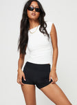 Flynn Shorts Black Princess Polly high-rise 