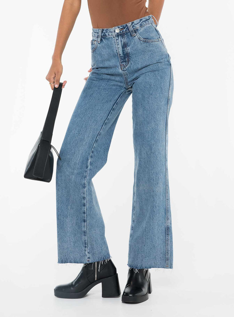 Arlington Straight Leg Denim Jeans Mid Wash