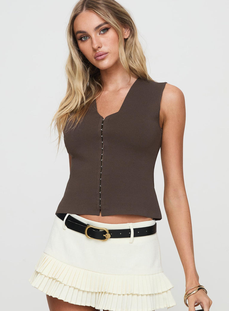 Vega Top Brown