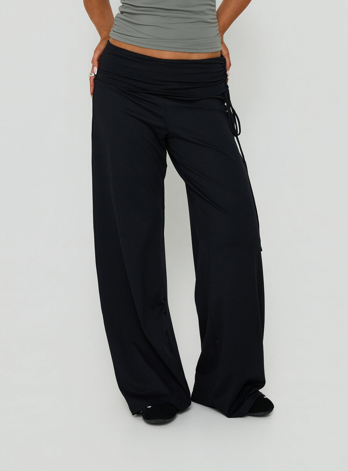 Daily Define Ruched Tie Side Pants Black Petite