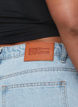 Mid-wash denim cargo jeans Belt looped waist, zip and button fastening, five pocket design, straight leg