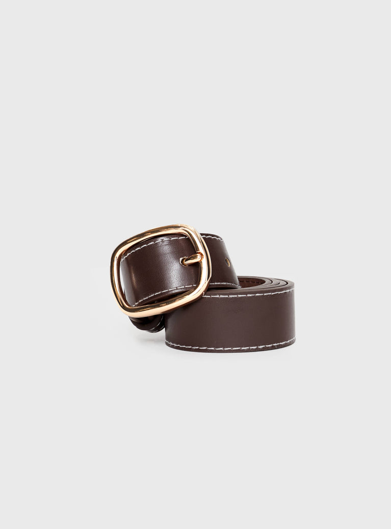 Belt Faux leather material, contrast stitching, gold-toned buckle