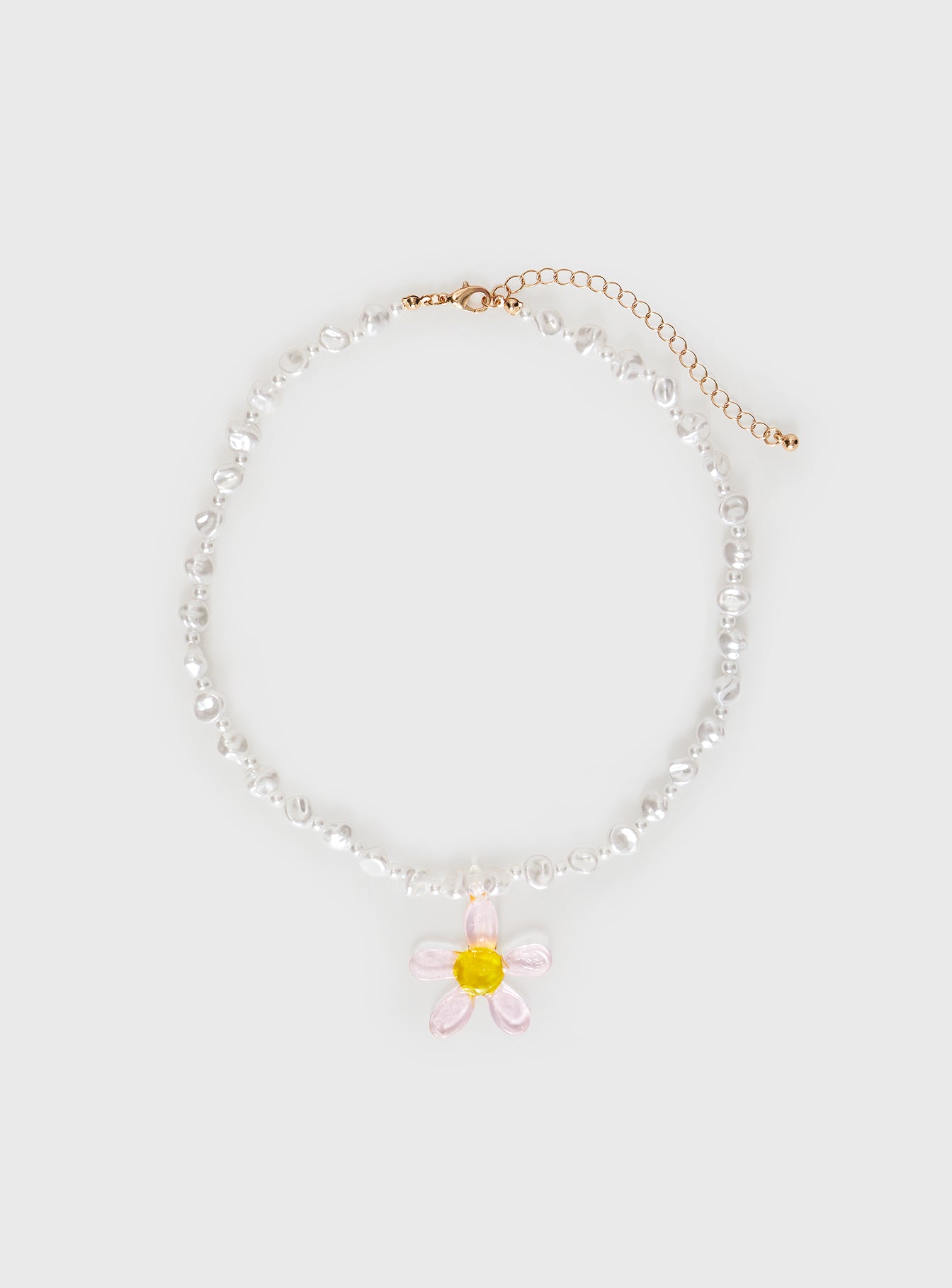 Gold-toned necklace Pearl detail, lobster clasp fastening, flower pendant