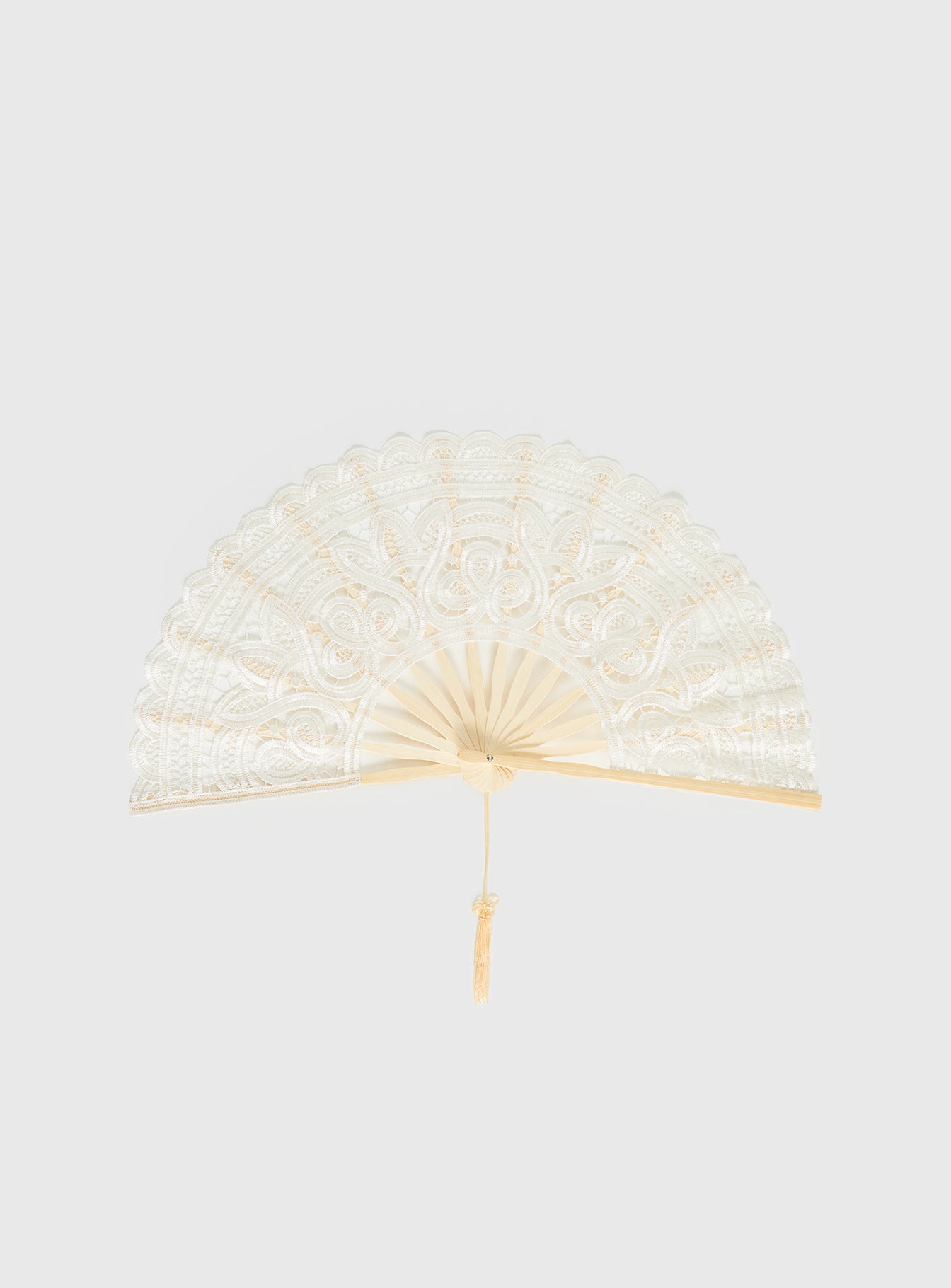 Bossa Nova Lace Fan Beige