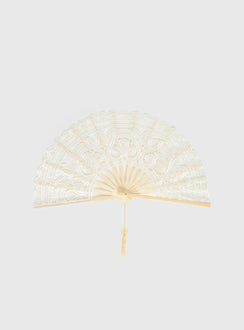 Bossa Nova Lace Fan Beige