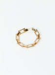 Bracelet Gold toned Chunky style Clasp fastening