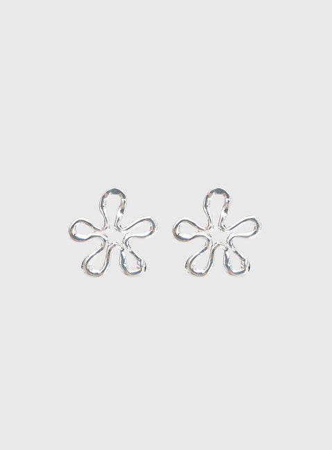 Sweet Embrace Flower Earrings Silver