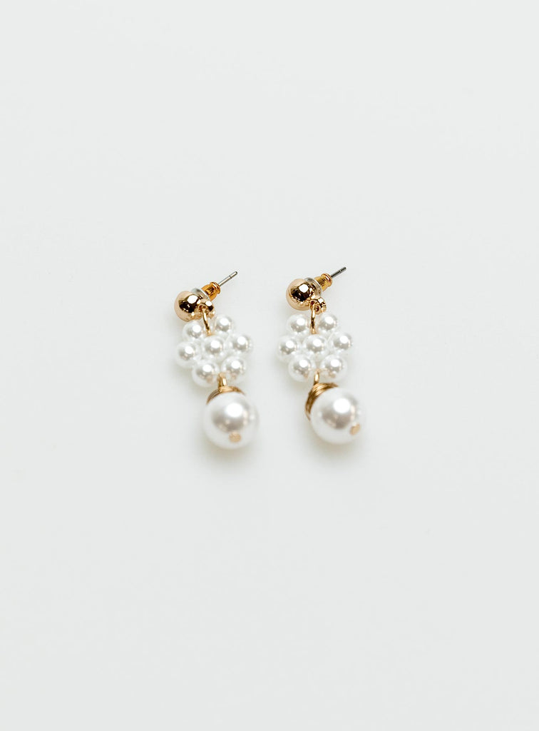 Nataly Earrings Pearl