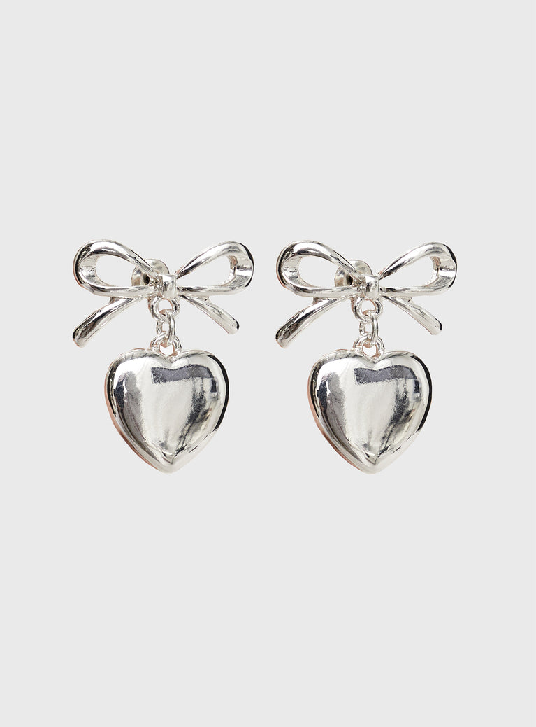 Zephyra Earrings Silver