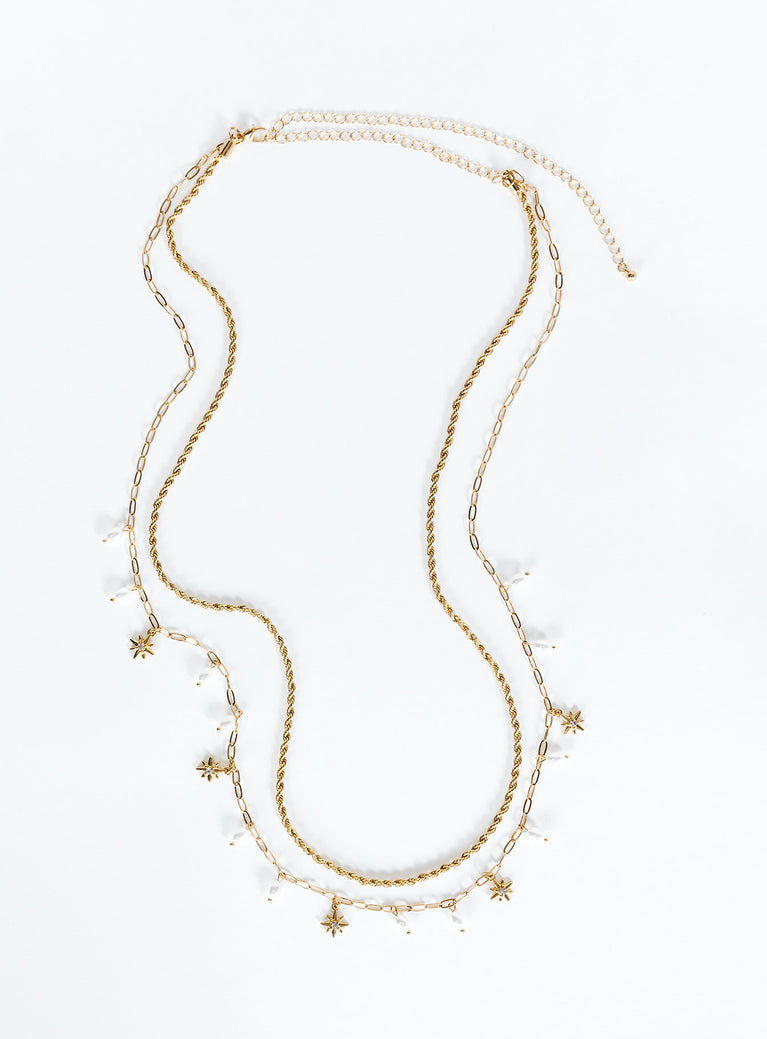Gold-toned chain belt Drop charms, lobster clasp fastening, diamante and pearl detail
