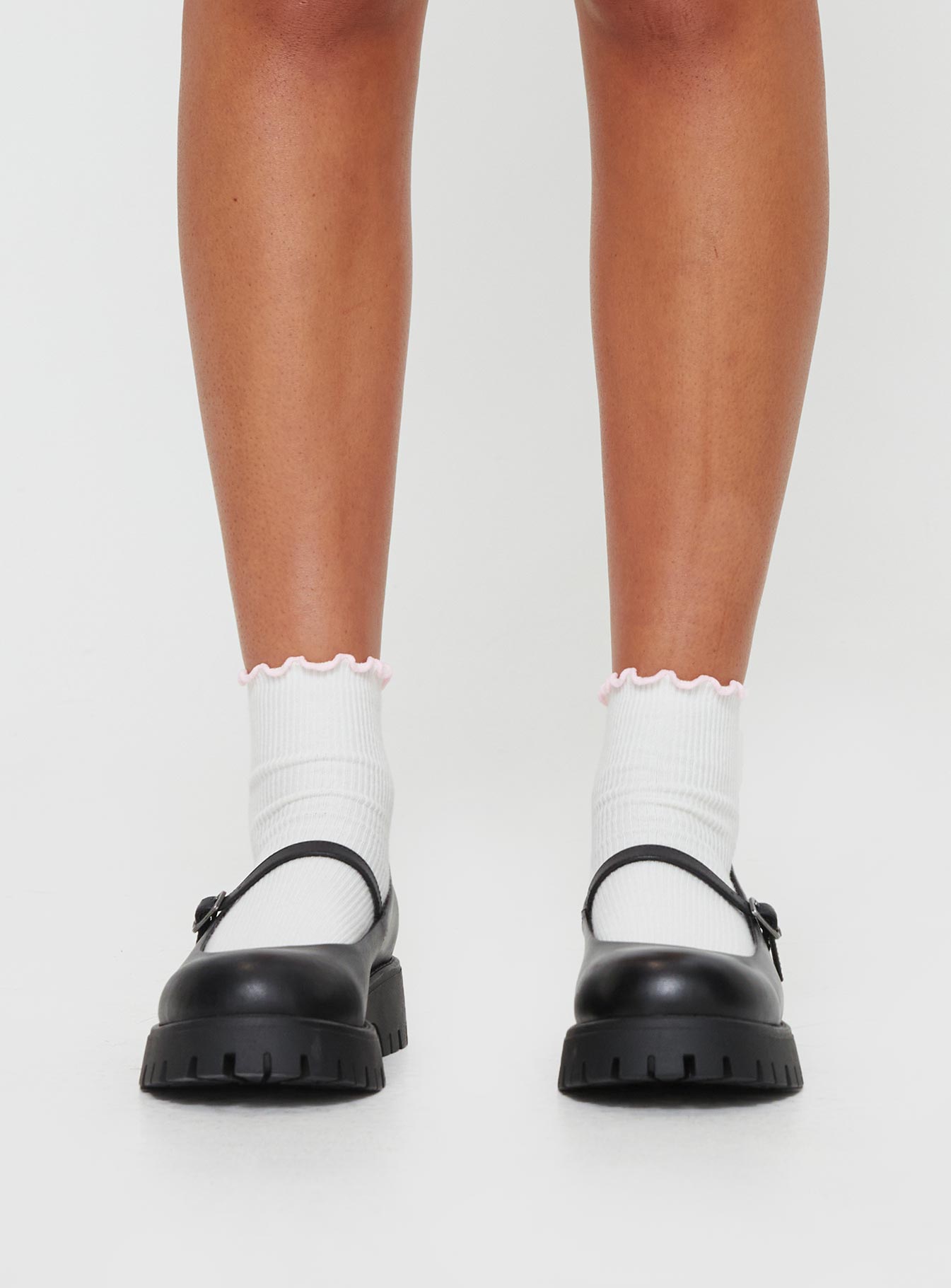 Mary jane flats Leather material, round toe, single upper strap, platform treaded sole, buckle fastening with silver-toned hardware