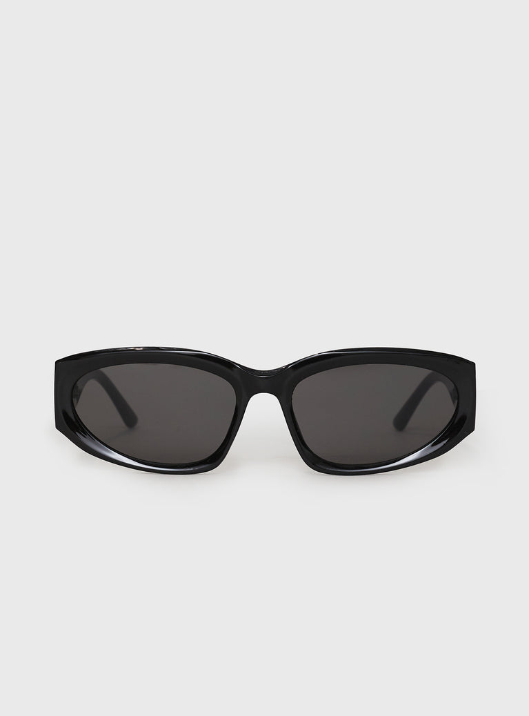 Maceline Sunglasses Black