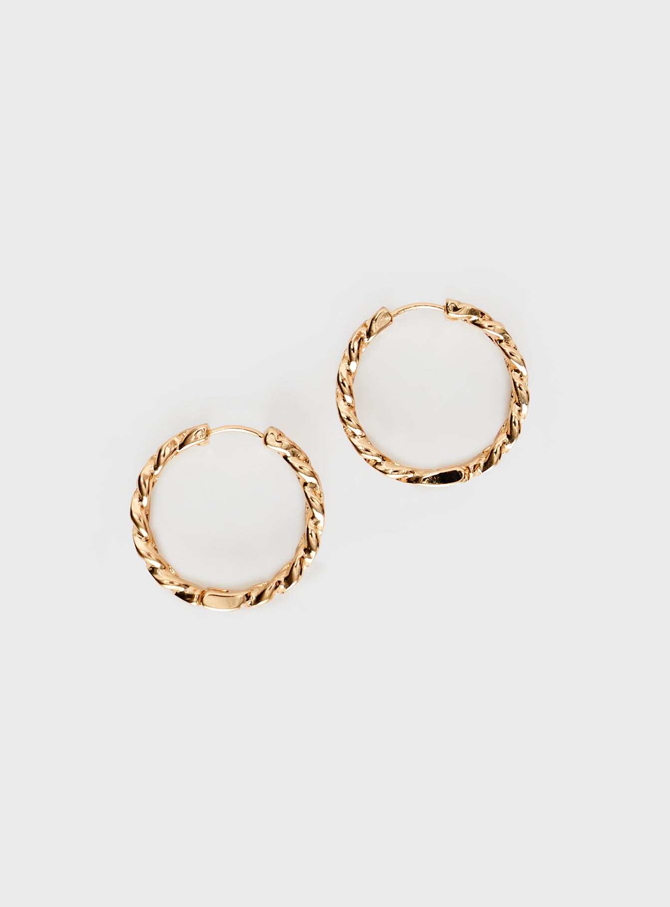 Buy 18kt Yellow Fine Gold Handmade Customized Hoops Earring, Excellent  Brides Made Clip on Earring, Huggie Hoop Earrings Jewelry Ho65 Online in  India - Etsy