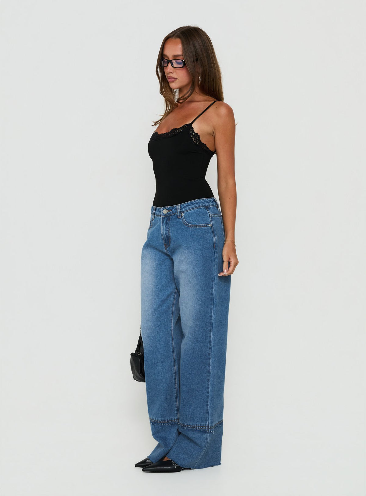 Holidayer Mid Rise Jeans Mid Blue Wash
