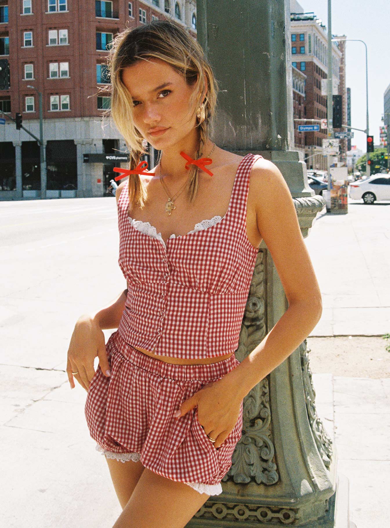 Bruncheon shorts red/white