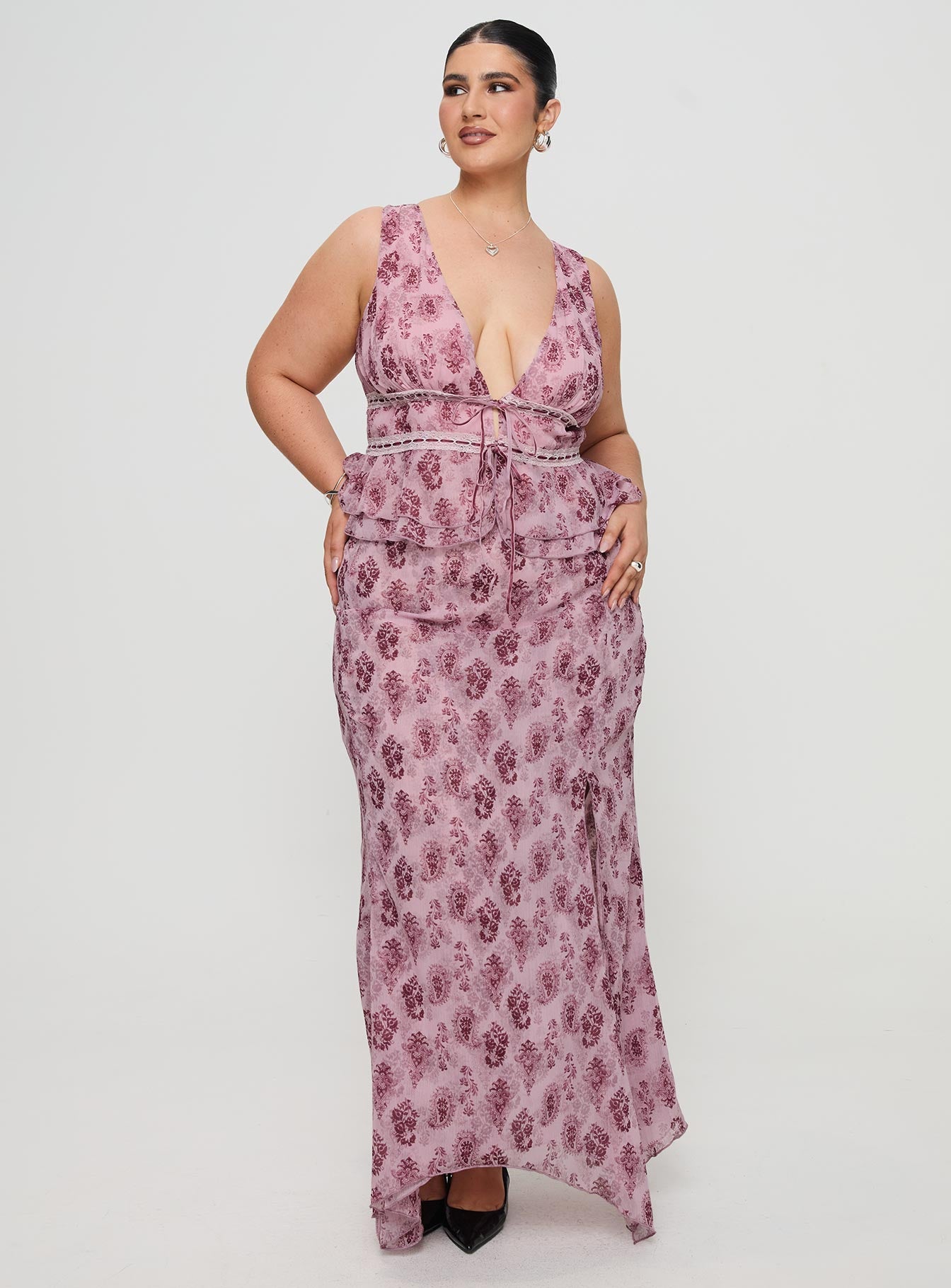 Nikolise Top Purple Curve | Princess Polly