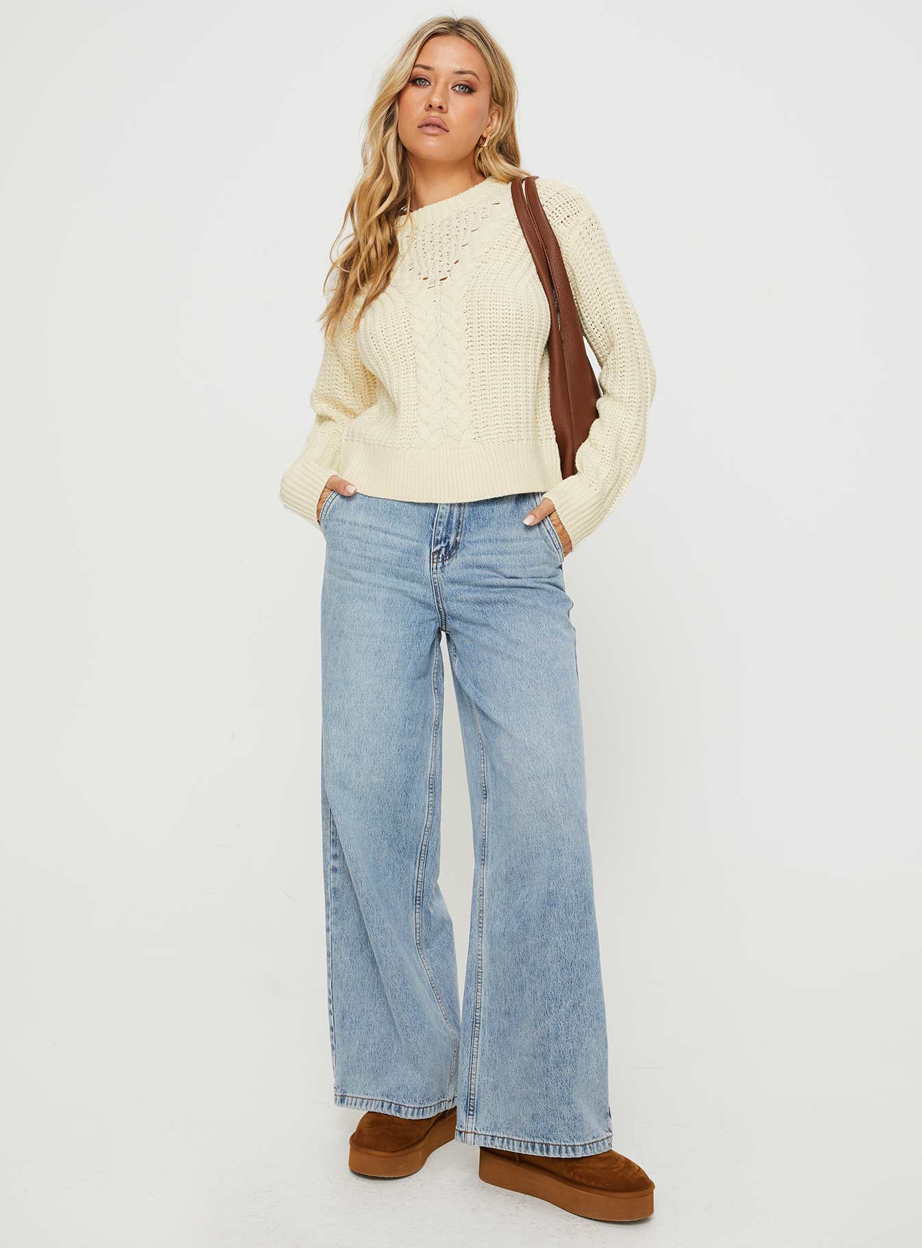 Kynlee cable knit sweater cream