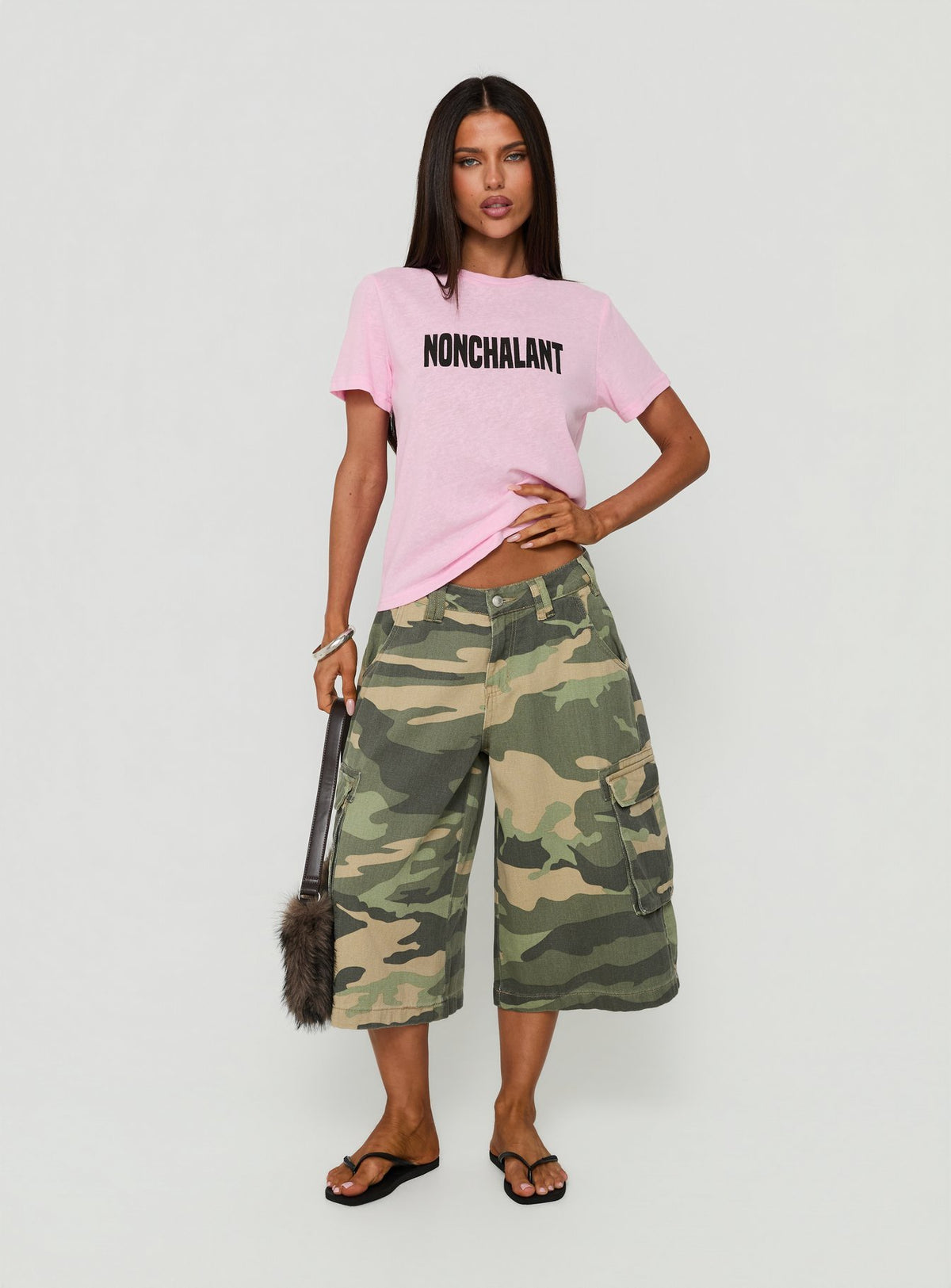 Nonchalant Girl Graphic Relaxed Tee Pink