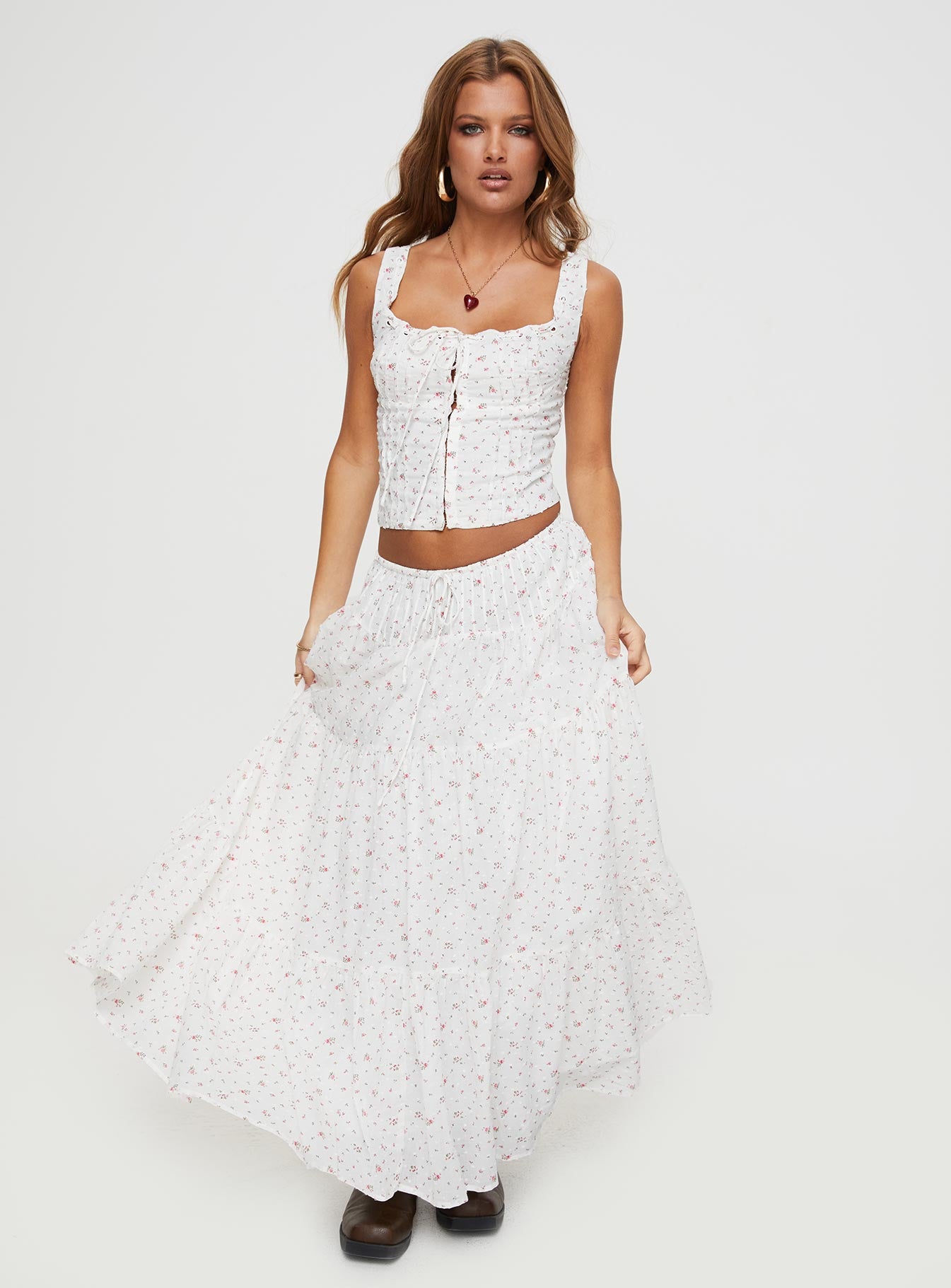 スカート BELPER PRINTED MESH SKIRT(WHITE) Cherry On Top Maxi Skirt White Floral | Princess Polly