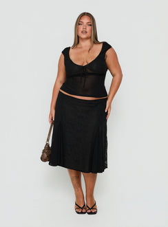 Quani Lace Top Black Curve
