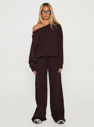 Wellness Off The Shoulder Jumper Brown