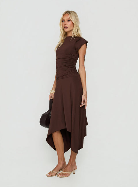 Florra Ruched Short Sleeve Midi Dress Brown