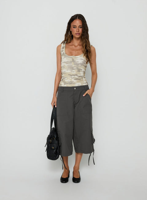 Islana Henley Tank Top Camo