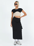 Crop top Thick ribbed material Cut out at back Good stretch