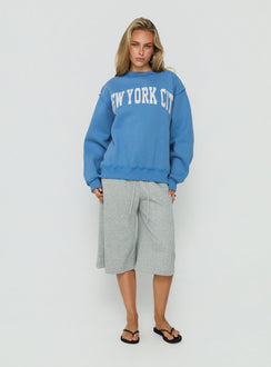 Featuring the When In New York City Oversized Jumper Blue womens jumper with long fit on-body Princess Polly