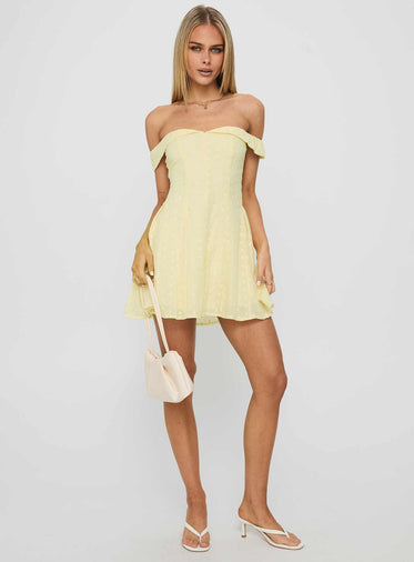 Off The Shoulder Flowy Dresses Off The Shoulder Flowy Dresses