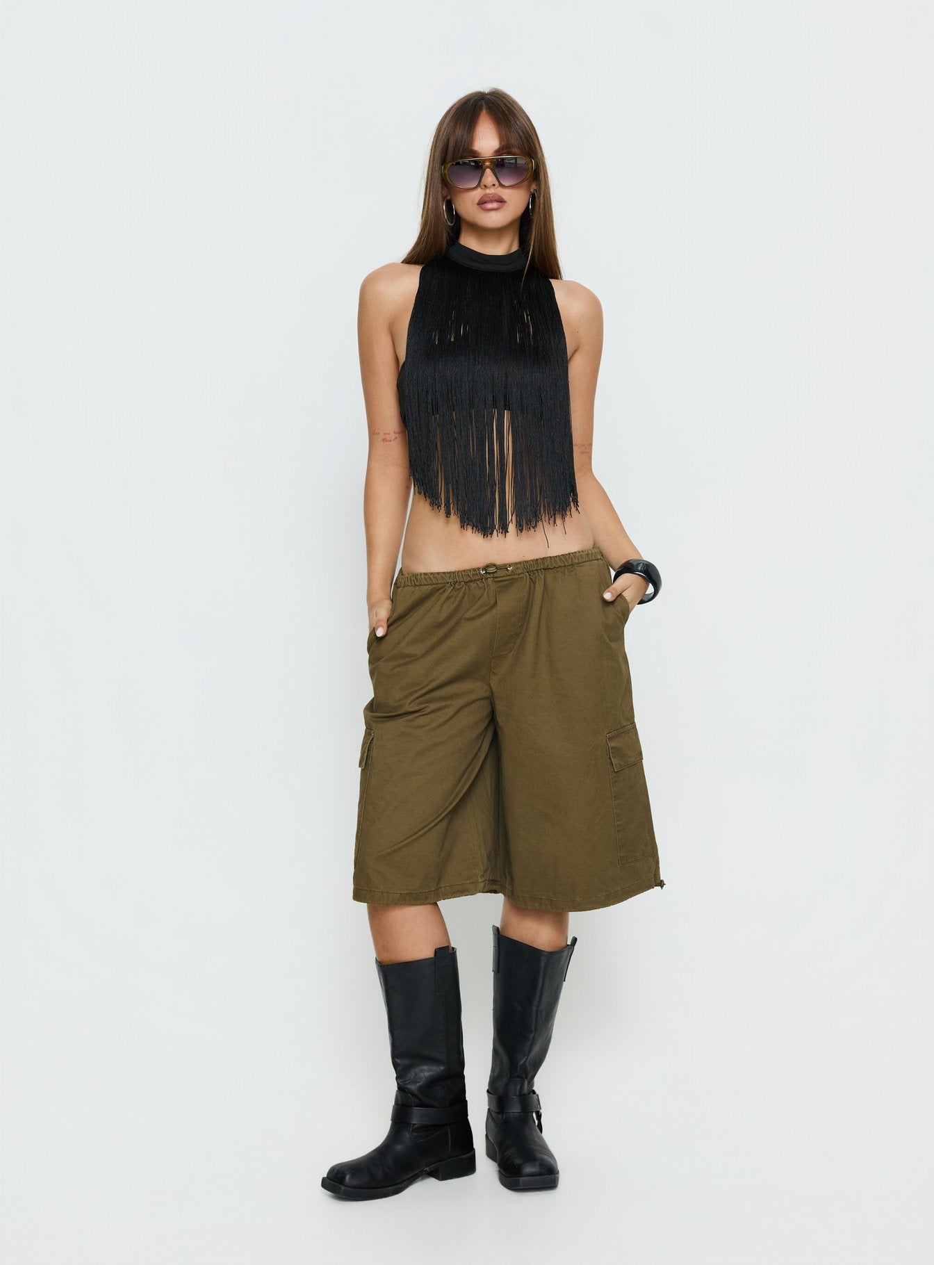 Allyza Baggy Cargo Shorts Olive | Princess Polly