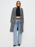 Plaid coat Lapel collar, button fastening at front, twin side pockets Non-stretch, fully lined