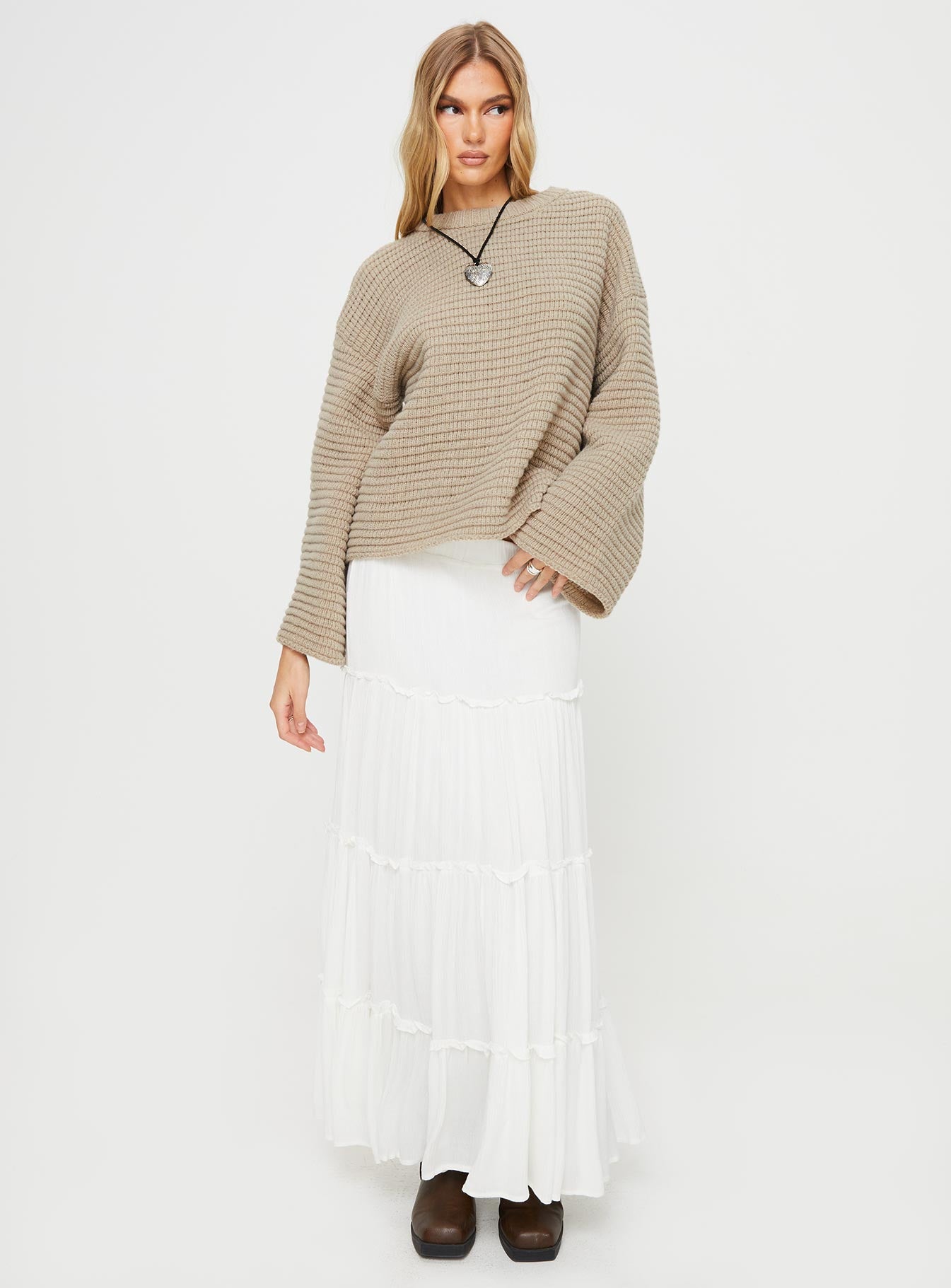 Kyrie Sweater Brown regular 