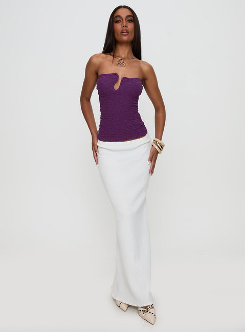 front view of model wearing Princess Polly Secret Moments Strapless Top Purple Sleeveless Plunger 