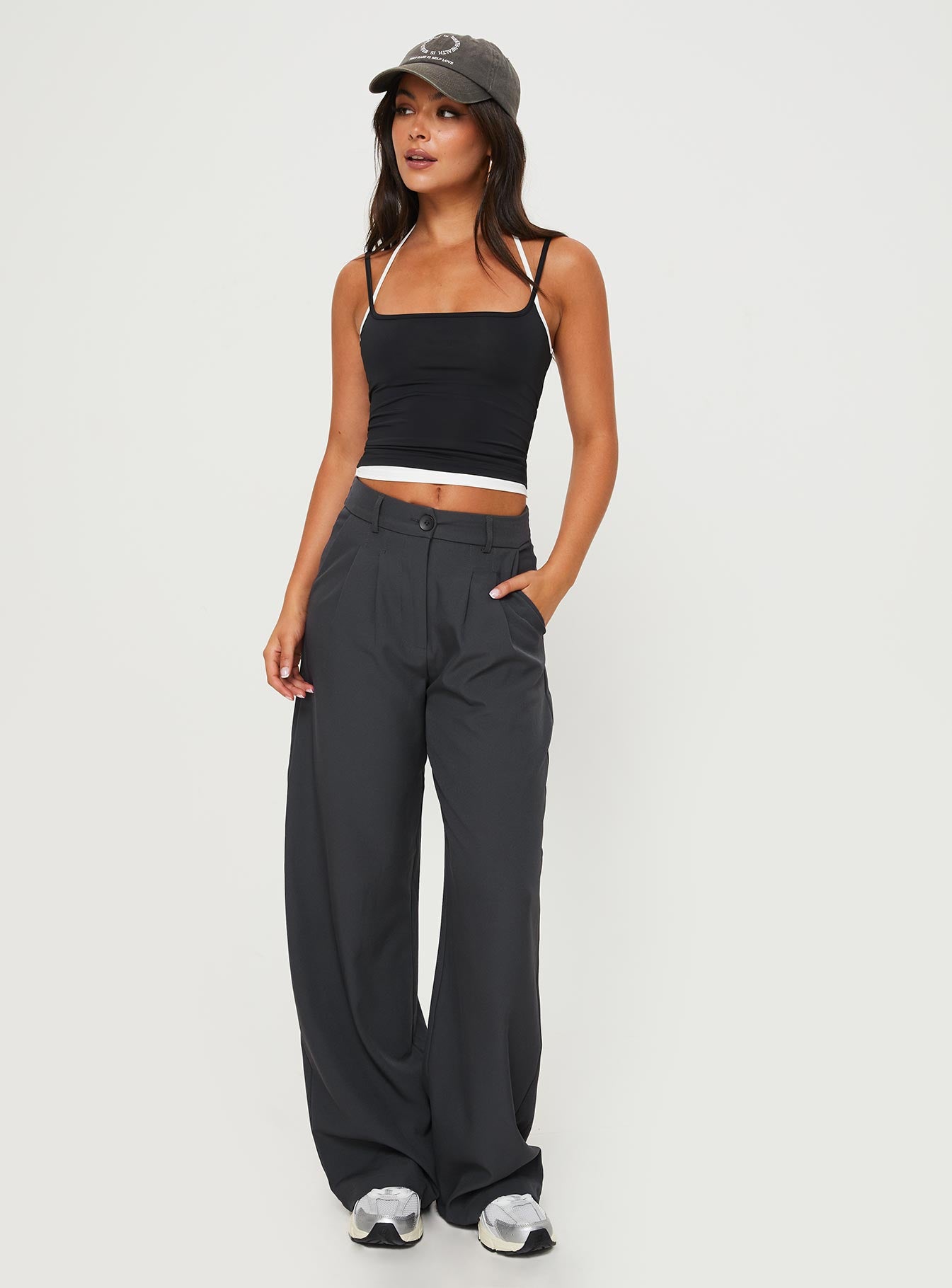 トップス PERVERZE 24SS Off Strap Layered Tank Top Soft Active Layered Cropped Tank Top in Black | Oh Polly