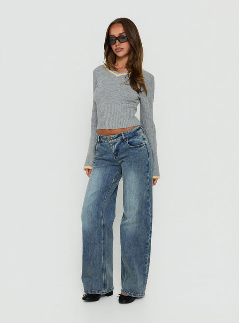 Ellanor Low Rise Ringspun Straight Leg Jean Mid Blue Wash