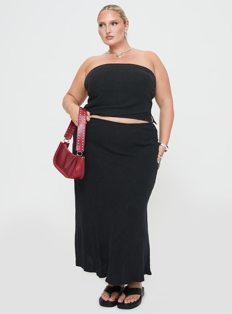 Princess Polly Curve  Low-rise midi skirt with elasticated waistband Non-stretch material, fully lined  Princess Polly Lower Impact