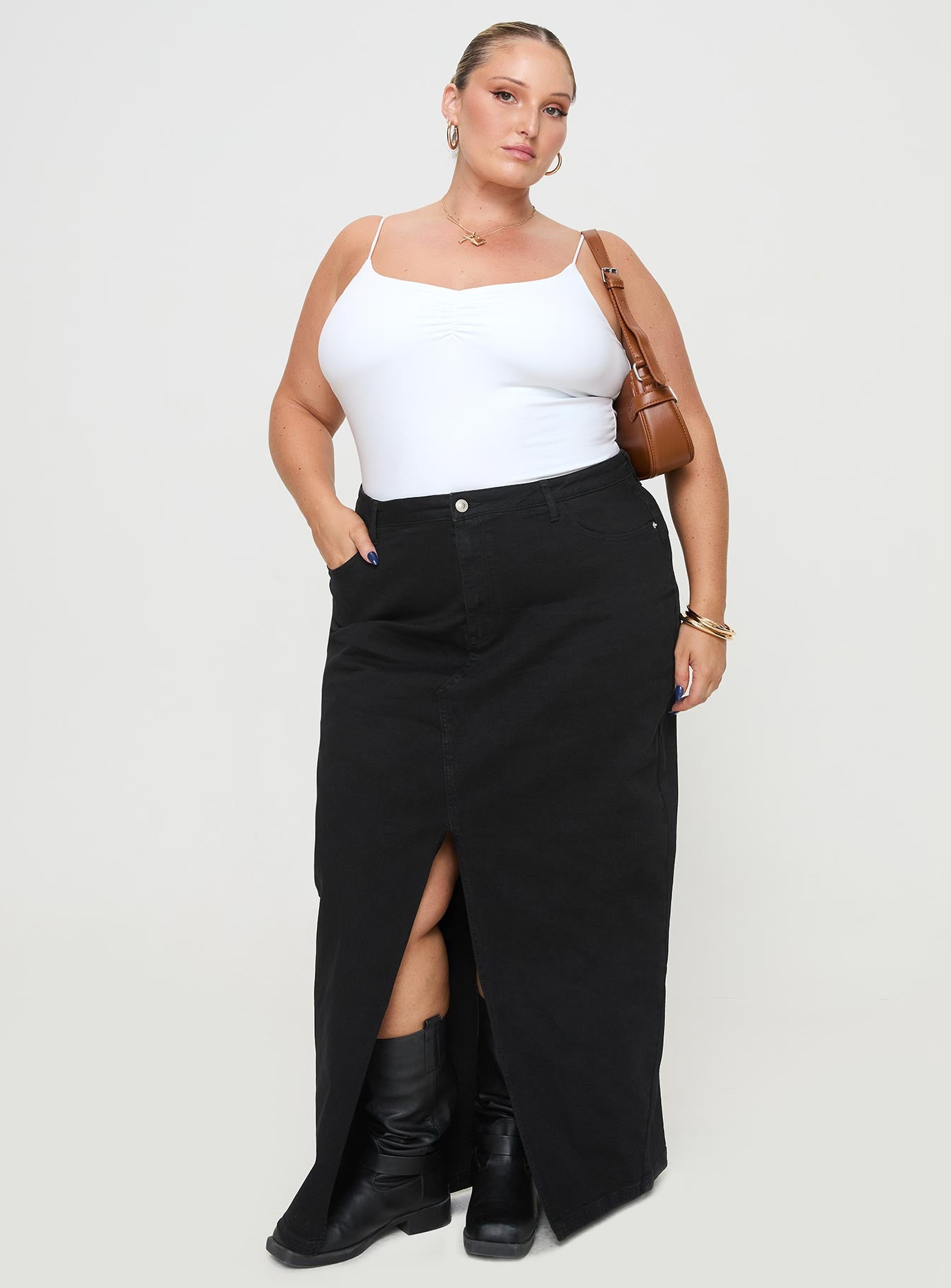 front view of model wearing Princess Polly Bekks Bodysuit White Curve Sleeveless V-Neck 