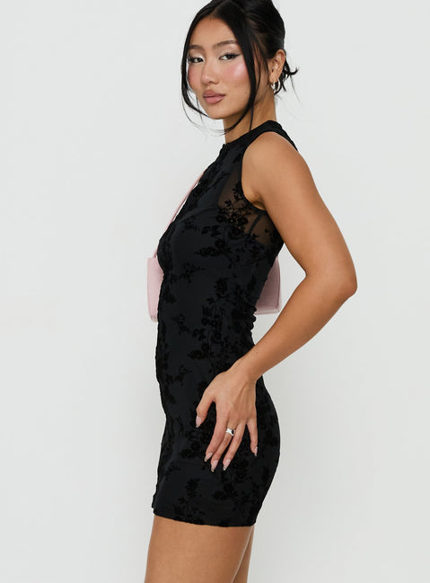Kelira Keyhole Cutout Mini Dress / Black
