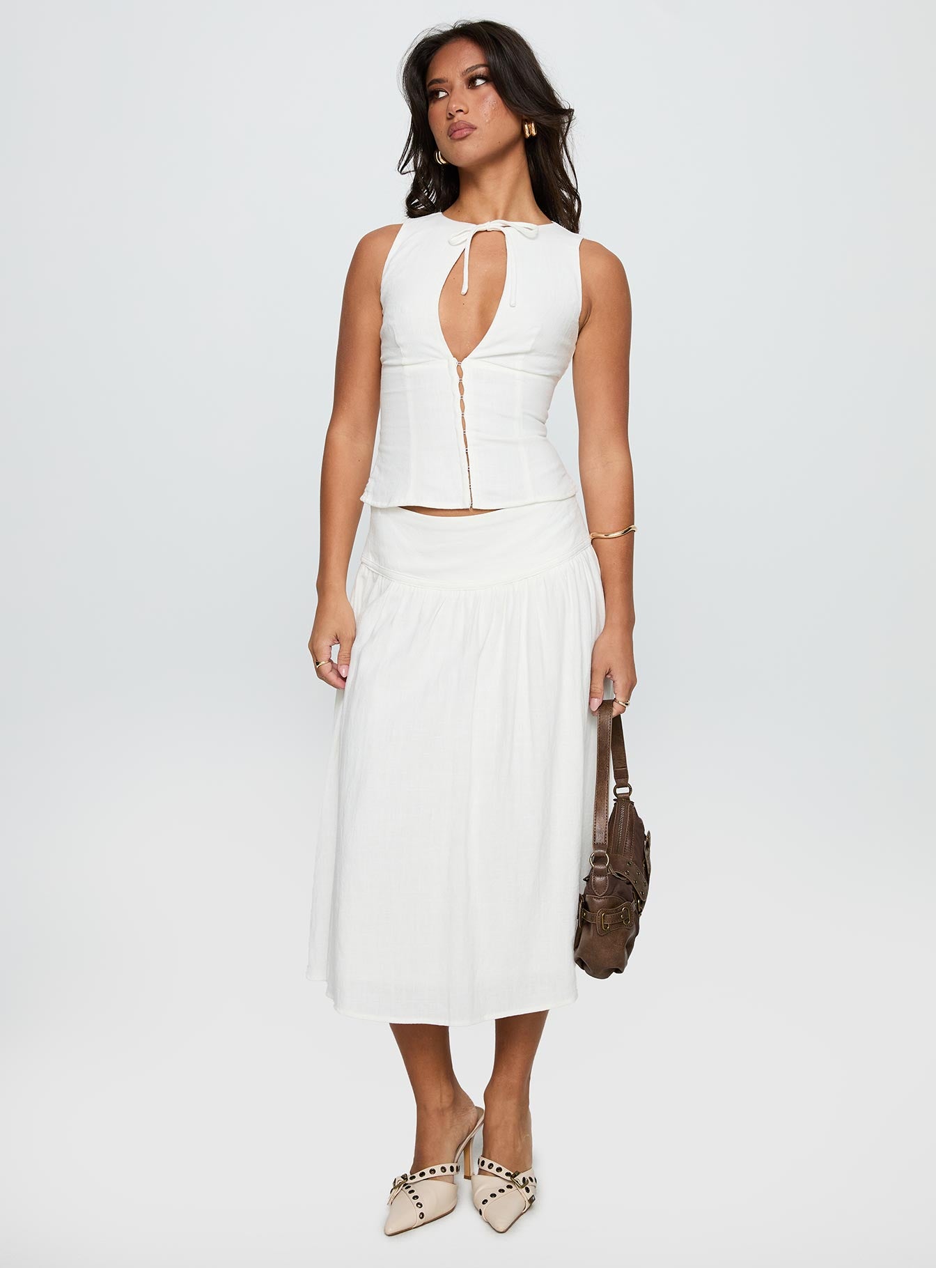   front view of model wearing Princess Polly Heart Of Gold Linen Blend Midi Skirt White Midi Skirts 