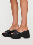 Sianna Platform Heels Black