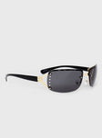 Black sunglasses gold frame