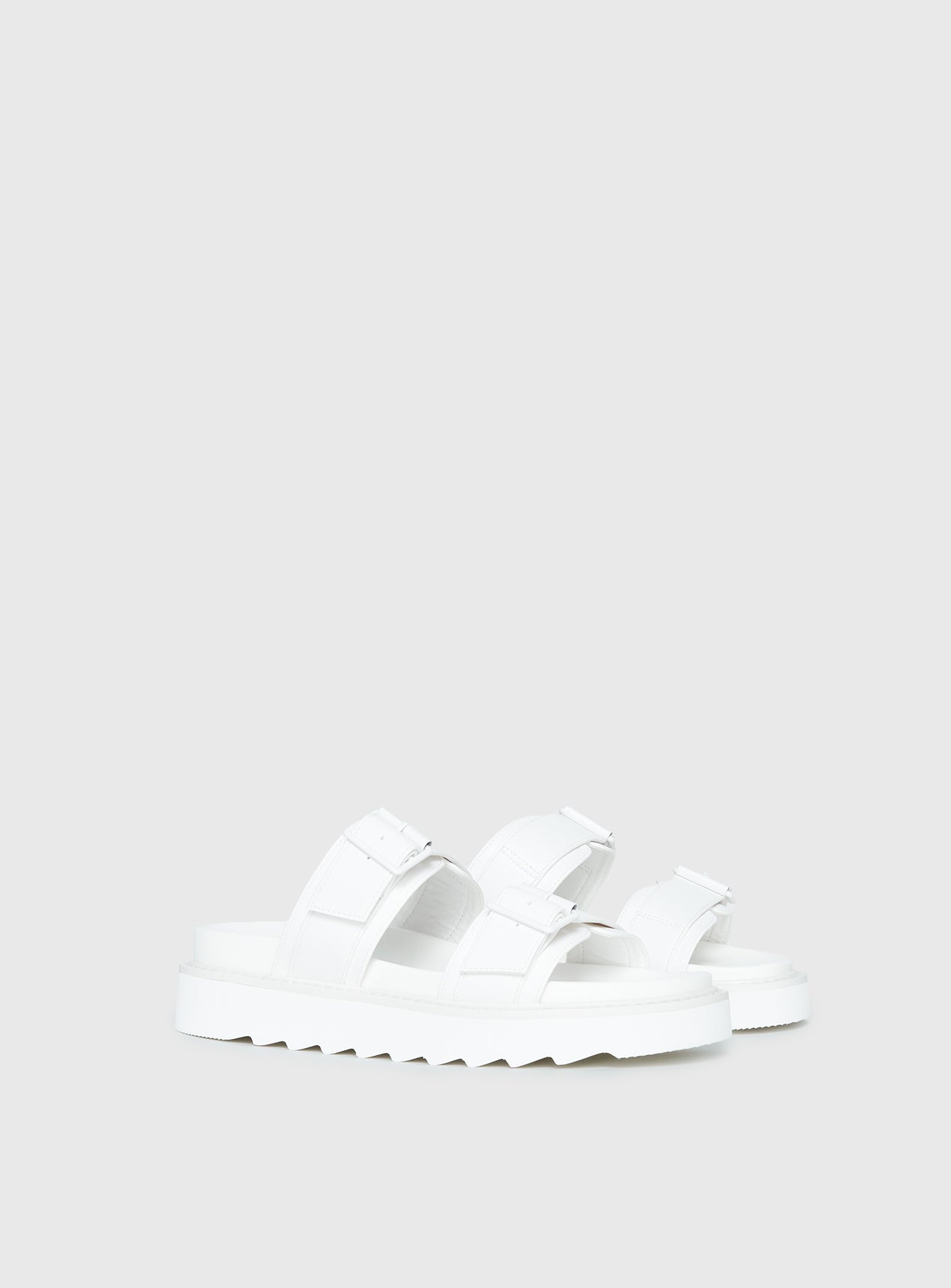 Ma Belle Sandals All White