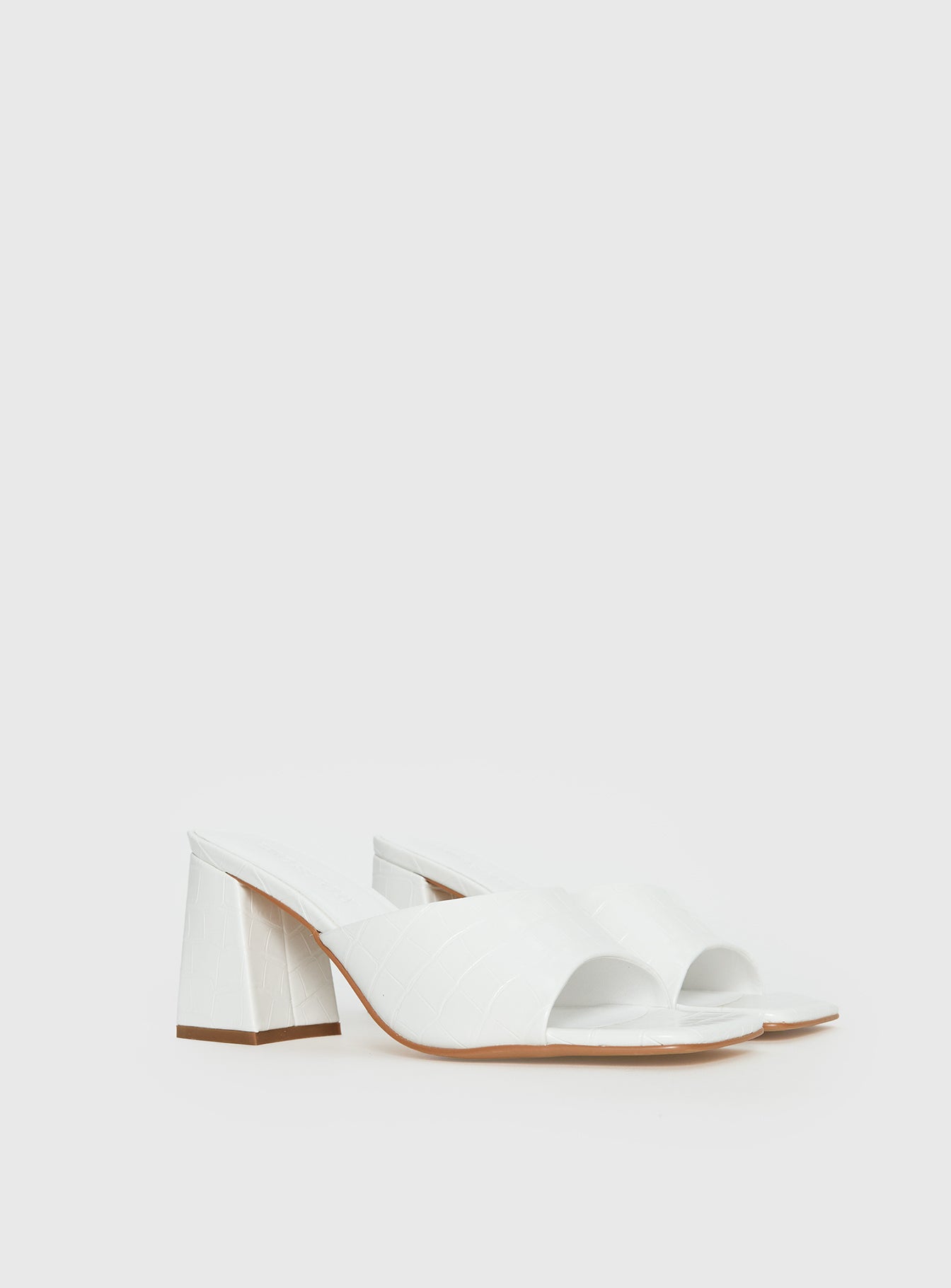 Sunset Boulevard Heels White