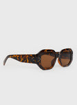 Tort frame sunglasses Moulded nose bridge, tinted lense, lightweight