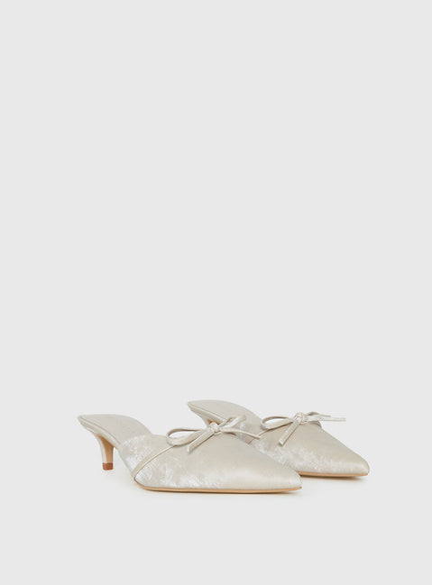 Unrivaled Pointed Toe Faux Suede Heels Beige