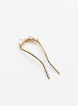 Gold toned hair pin Pearl detail Lightweight