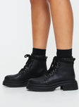 Cappie Boots Black