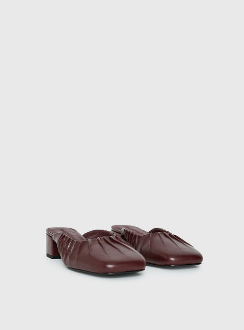 Larietta Ballet Heels Burgundy